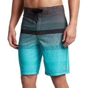 *SOLD* Hurley Men's Phantom Zion Boardshorts